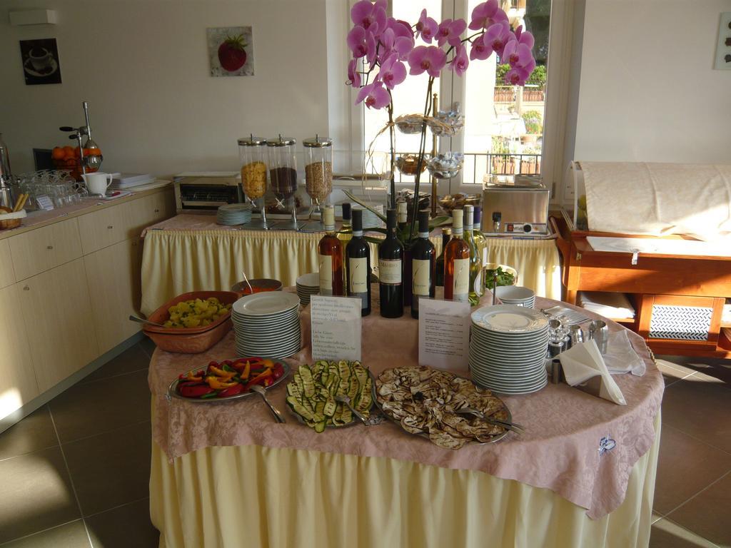 Hotel Orchidea Bardolino Zewnętrze zdjęcie